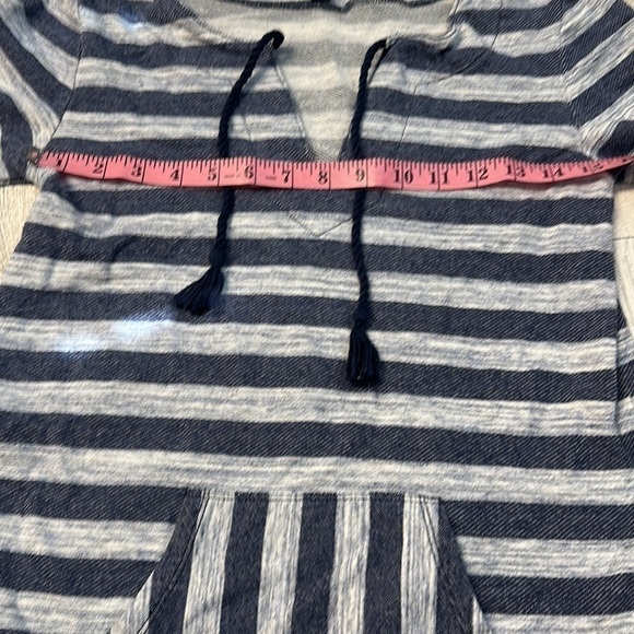 Aerie pullover striped with pockets. Size XS. - Picture 6 of 8